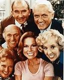 Mary Tyler Moore cast